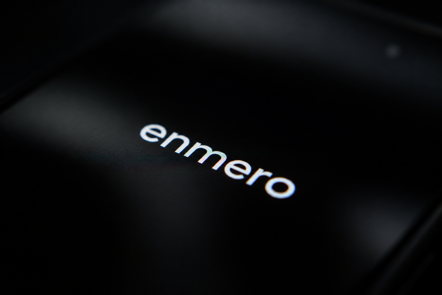 Enmero Glowing OLED Smartphone Screen Macro